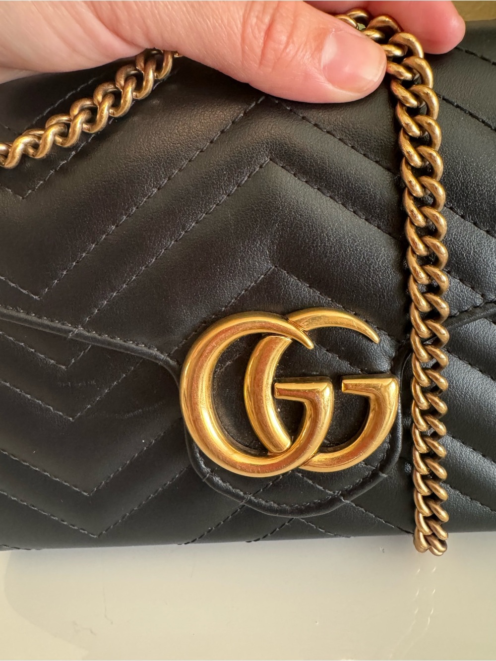Gucci Black Chevron Marmont Crossbody Bag - Picture 5 of 16